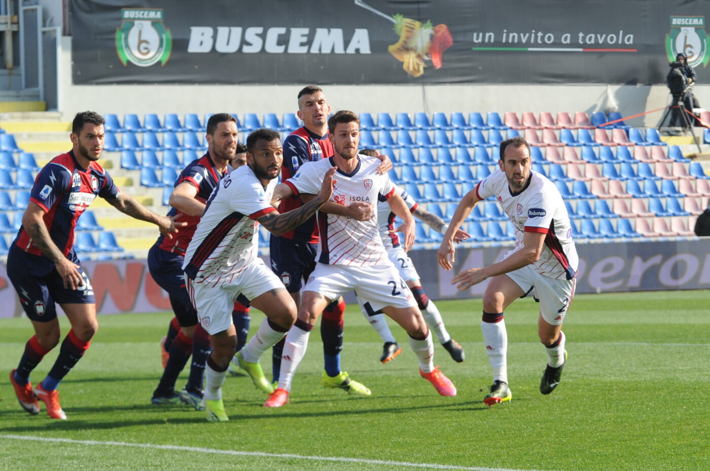 Crotone vs Cagliari